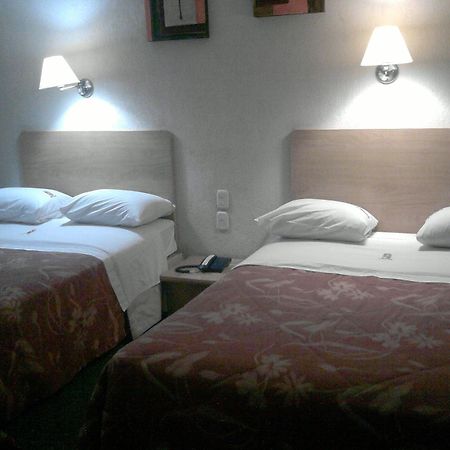 Hotel Castilla Y Leon Guadalajara Luaran gambar