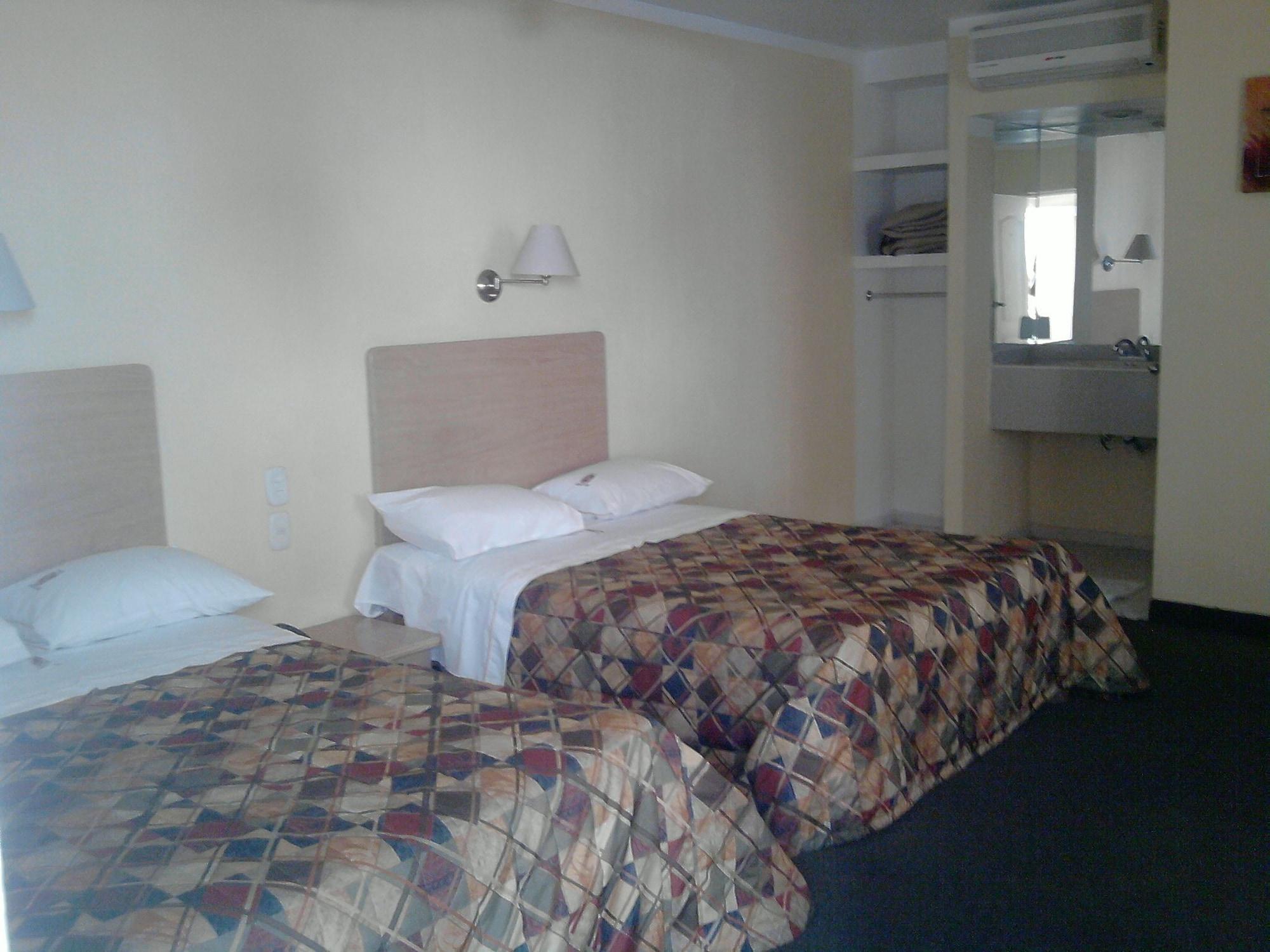 Hotel Castilla Y Leon Guadalajara Luaran gambar