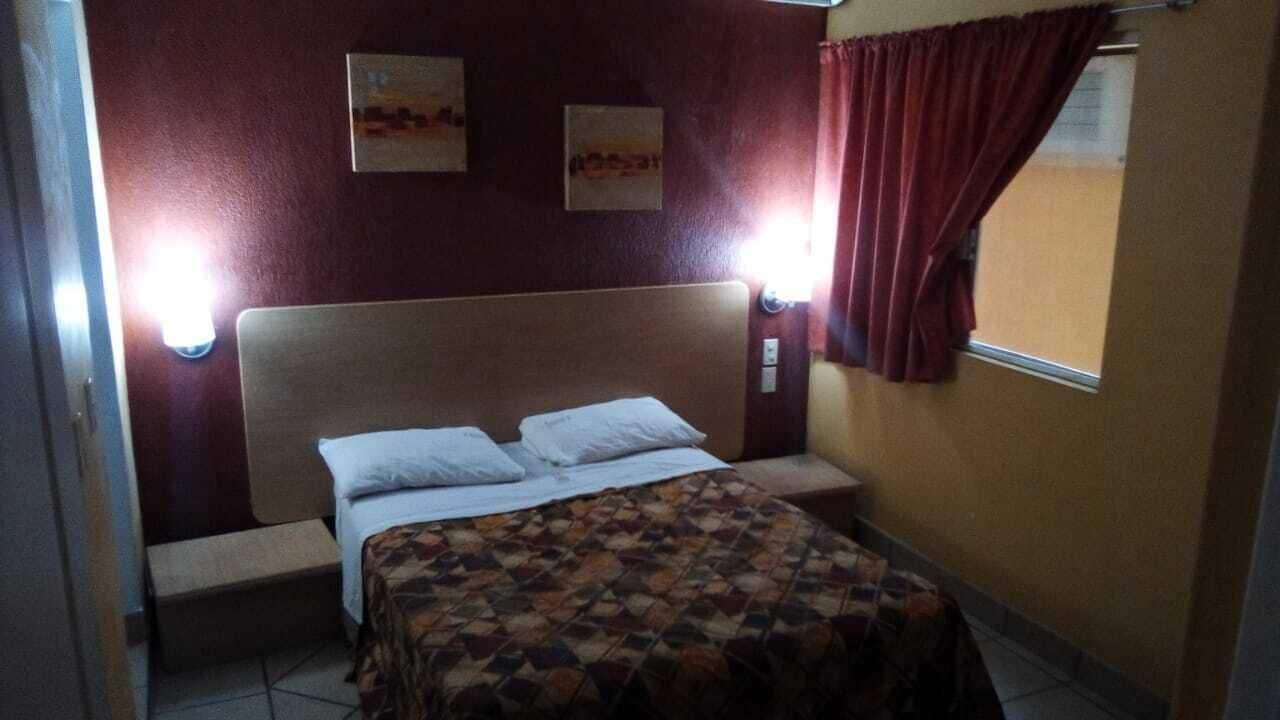 Hotel Castilla Y Leon Guadalajara Luaran gambar