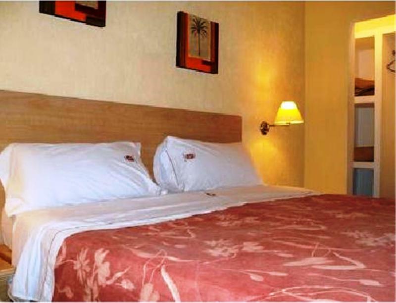 Hotel Castilla Y Leon Guadalajara Luaran gambar